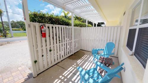 Gulf Sound - B Townhouse