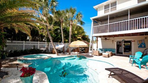 Mermaid Cove - Three Bedroom Home