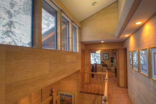 Park Avenue Tahoe Lodge