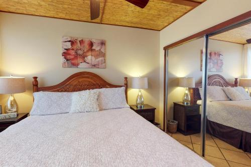 Polynesian Shores 212