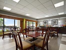 Hotel Hampton Inn Calhoun