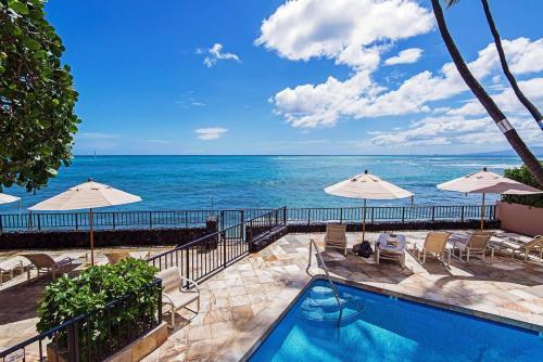 Executive Gold Coast Oceanfront Suite
