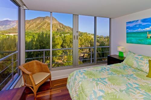 Executive Gold Coast Oceanfront Suite