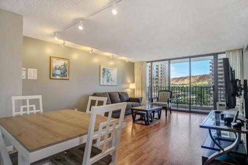 Apartamento Waikiki Banyan Tower 1 Suite 813