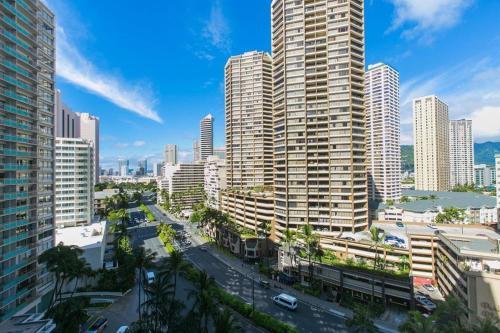 Ilikai Tower 1123 City View 1br