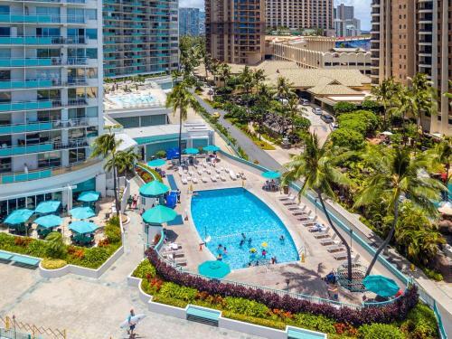Ilikai Tower 832 Lagoon View 1br