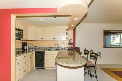 Ilikai Tower 1919 City View 1br
