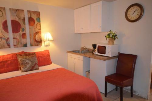 Kuhio Village Apartment #201a Apts