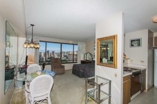 Discovery Bay 3615 City View Studio