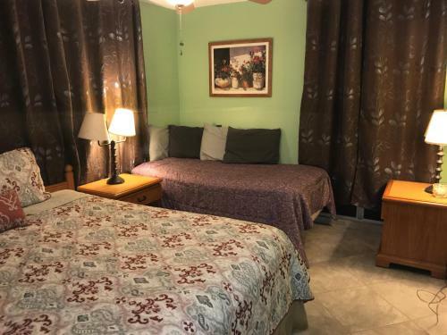 Apartamento Waikiki Whale Watcher Apts 203