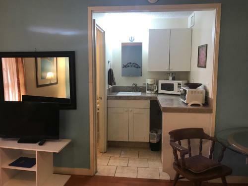 Apartamento Waikiki Whale Watcher Apts 201a