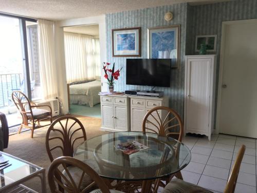 Apartamento Waikiki Banyan 1-3410