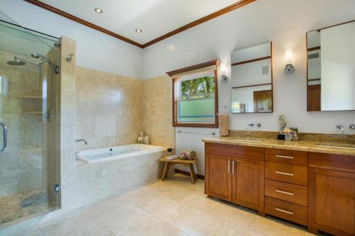 Kahala Alii (5br)