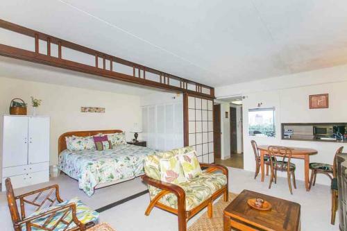 Ilikai Tower 701 City View 1br