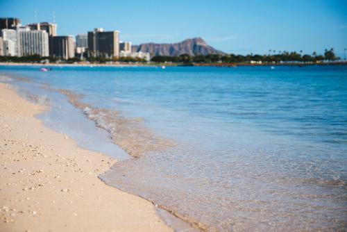 Ala Moana Hotel Ocean Studio On The 20th Floor