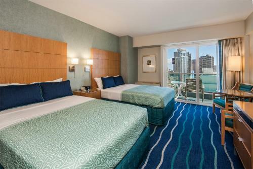 Ala Moana Hotel Ocean Studio On The 20th Floor