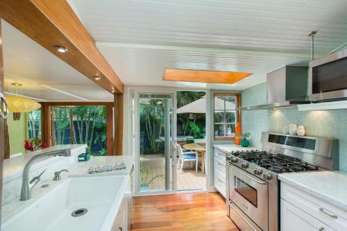 Kaimana Retreat