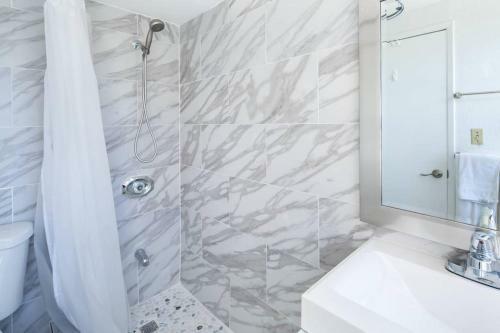 Apartamento Sleek Renovated Studio With 2 Beds