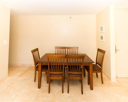 Apartamento Waikiki Banyan Tower 1 Suite 1513