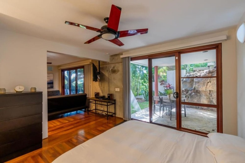 (cl8) Honolulu Executive Retreat