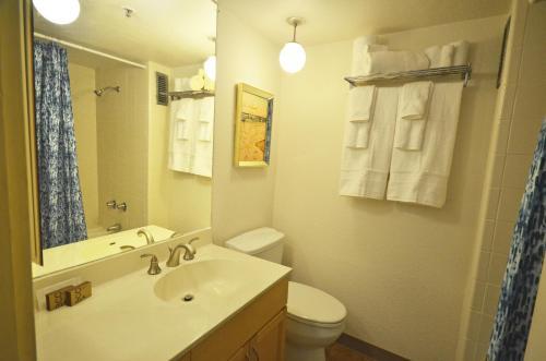 Marine Surf Apartment #608 Apts