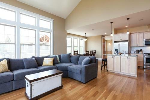 Raven’s Vw-river Vw-ac-3br/2.5b