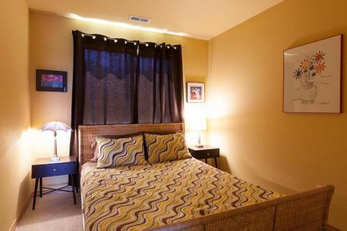 Adamsview-rvr/mtn Vws-3br/2b