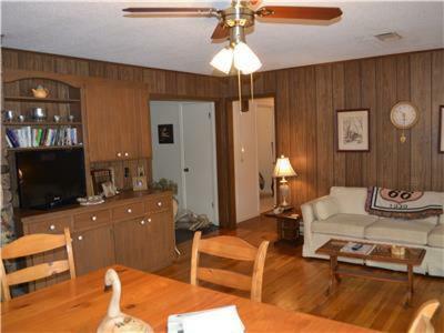 Lake Desoto Home 15