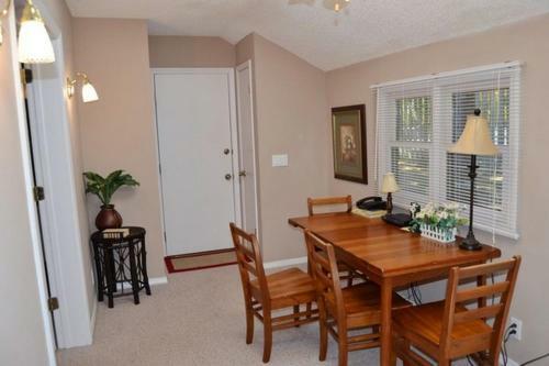 Coronado Courts Townhome 4