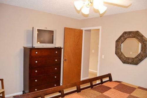 Coronado Courts Townhome 4