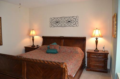 Lake Balboa Area Home 9