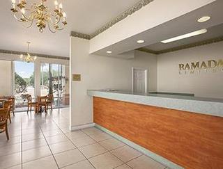 Hotel Ramada Limited And Suites