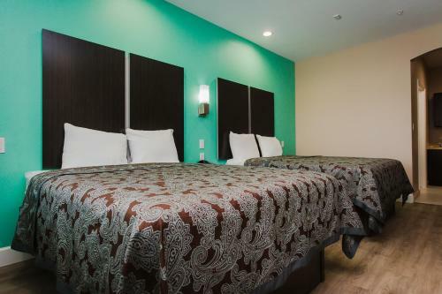 Motel Palace Inn - Willowbrook Mall
