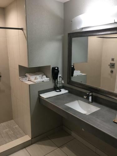 Motel Crystal Inn