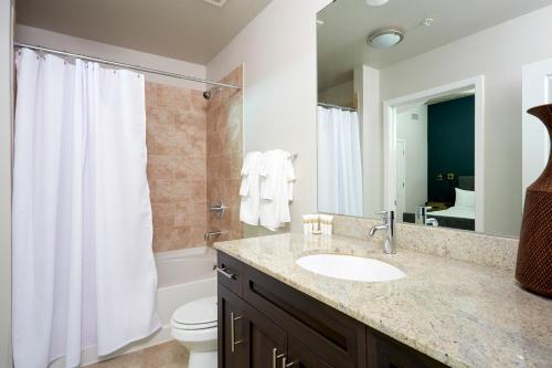 Apartamento Desirable Midtown Suites By Sonder