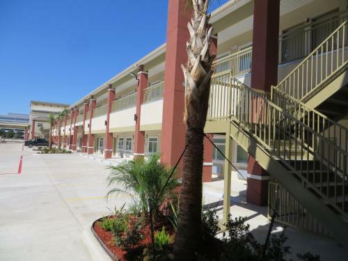 Motel Grand Villa Inn & Suites Chinatown