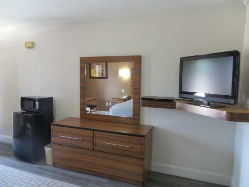 Motel Palace Inn South Wayside