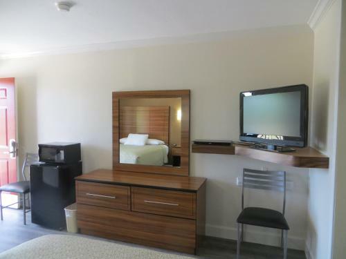 Motel Palace Inn South Wayside