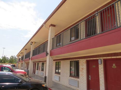 Motel Palace Inn South Wayside