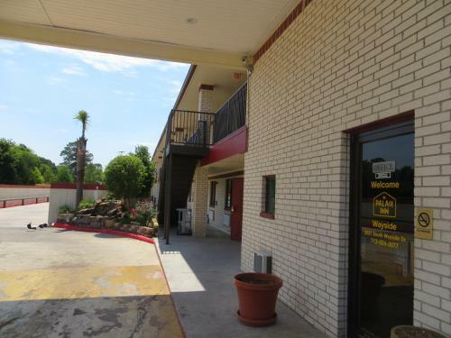 Motel Palace Inn South Wayside