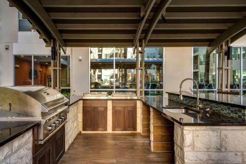 Apartamento Kasa Houston - River Oaks