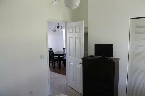 Clerbrook Villa 8