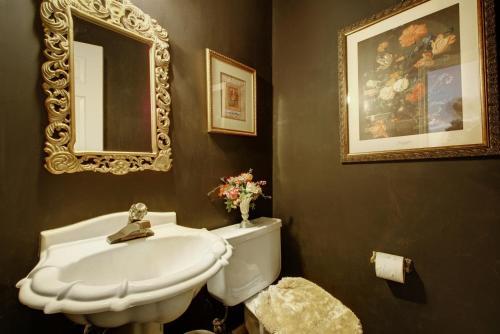 Luxury Nook