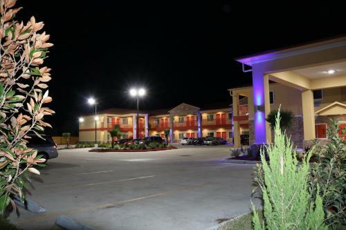 Hotel Scottish Inn & Suites - Iah Airport