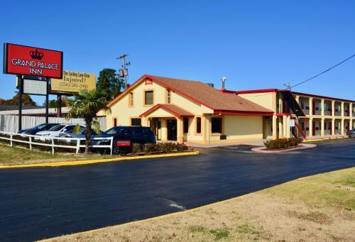 Hotel Grand Palace Inn