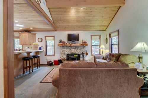 Creekside Hide-away
