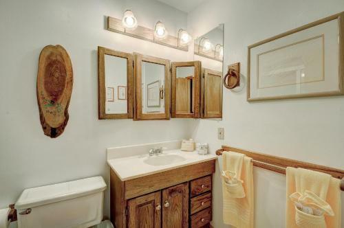 Rustic Pine Manor