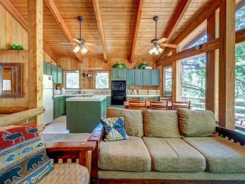 Tahquitz Rock Lodge