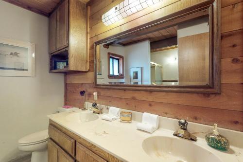 Cedar Creek Cabin
