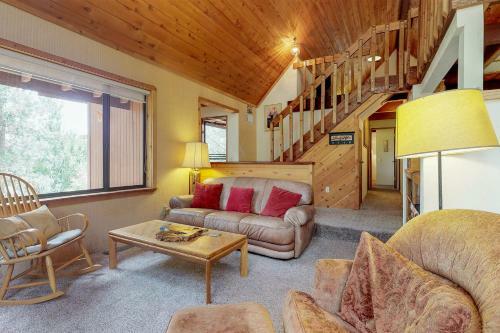 Cedar Creek Cabin